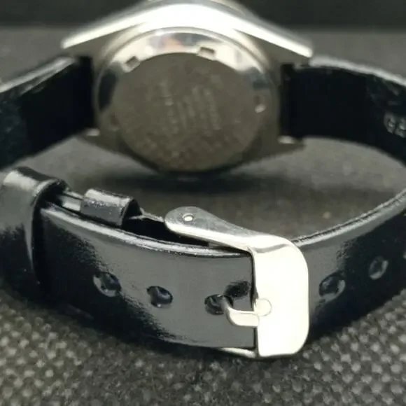 Vintage 1975 Citizen Automatic Womans Silver Watch W/daydate & Gold accents - Picture 2 of 8